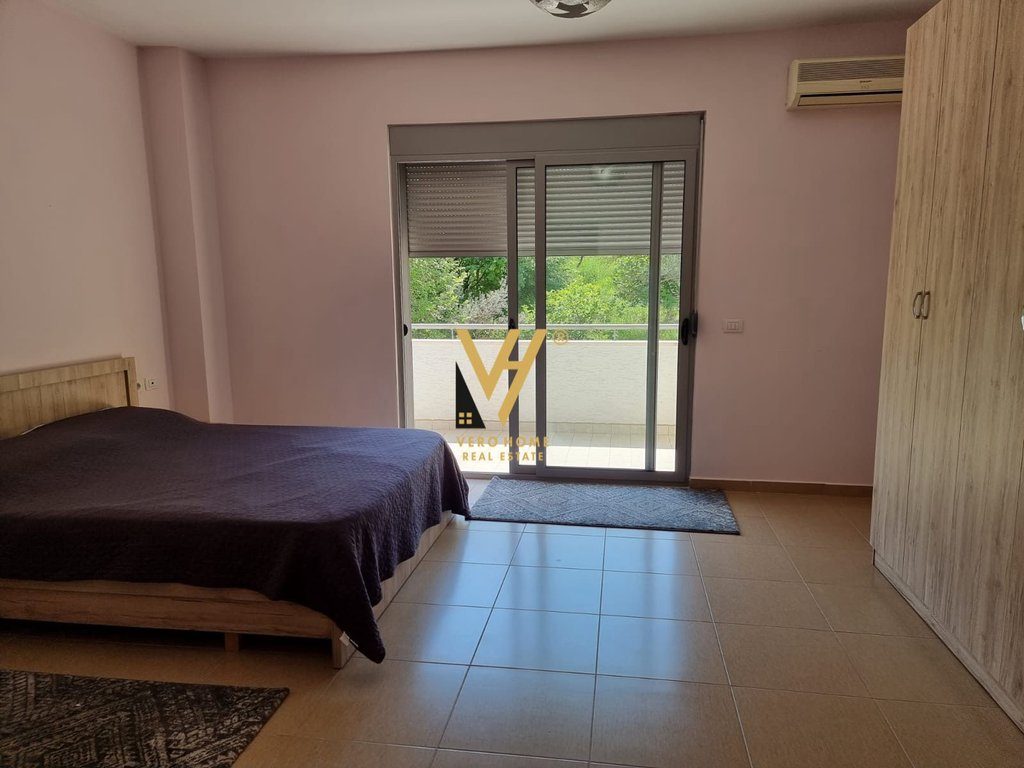 JEPET APARTAMENT 3+1+3 ME QIRA TE LIQENI I THATE 1.000 EURO 4
