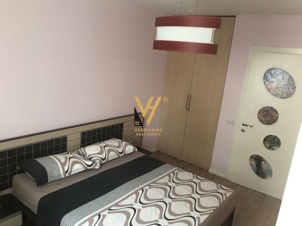 Shitet apartament 2+1+2 te Rruga Ibrahim Rugova, Bllok 155 m2 2