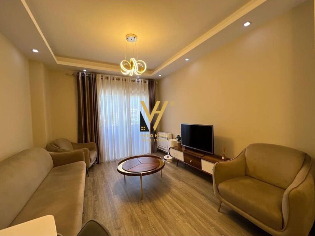 Jepet Apartament 2+1+2+ballkon me qera te Rruga Jordan Misja 91 m2