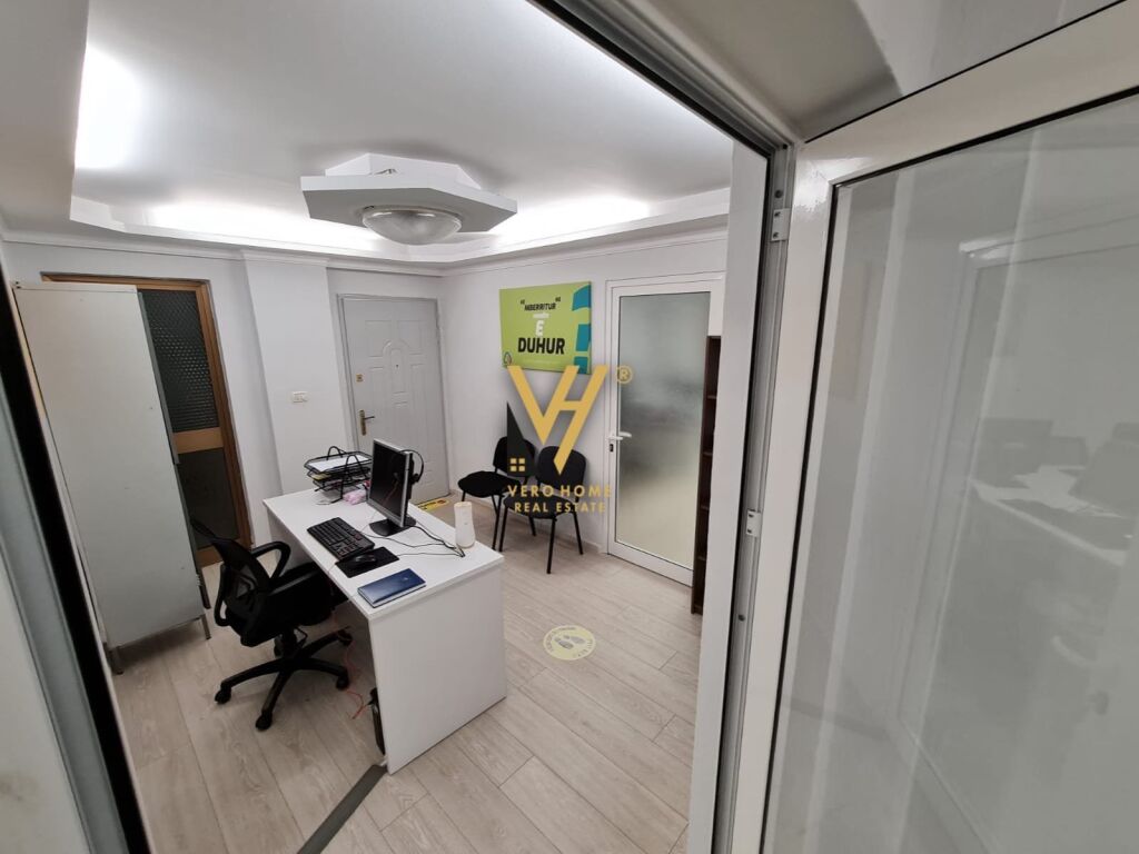 Jepet zyre me qera te Sheshi Willson 125 m2 2