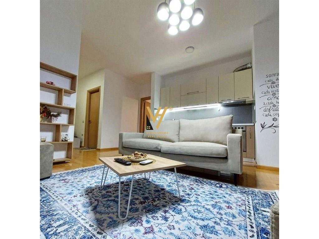 JEPET APARTAMENT 2+1+BLK ME QERA TE RRUGA E DIBRES 700 EURO