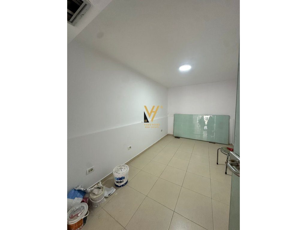 JEPET DYQAN 50 M2 ME QIRA TE RR.FORTUZI 50.000 LEKE 4