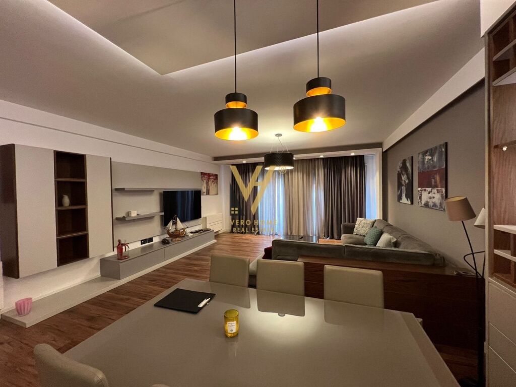 Jepet Apartament 2+1+2 me qera te Rruga e Kosovareve 130 m2 3