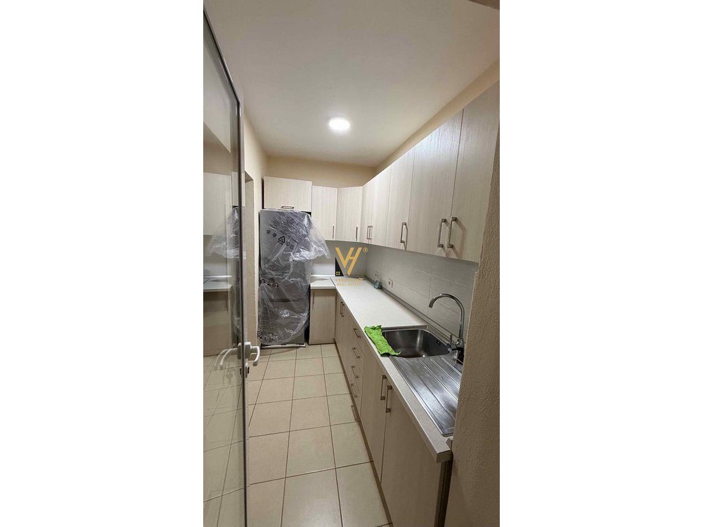JEPET APARTAMENT 3+1+BLK ME QERA TE XHAMIA E TABAKVE 80.000 LEKE 3