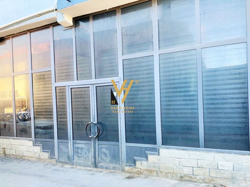 Shitet Njesi pran Lulishtes Lendina e Loteve , Korce 112 m2