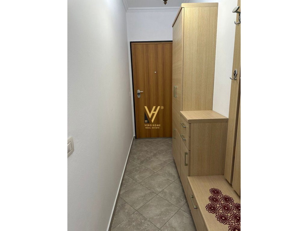 JEPET APARTAMENT ME QERA 2+1+BLK TE RRUGA E ELBASANIT 700 EURO 4