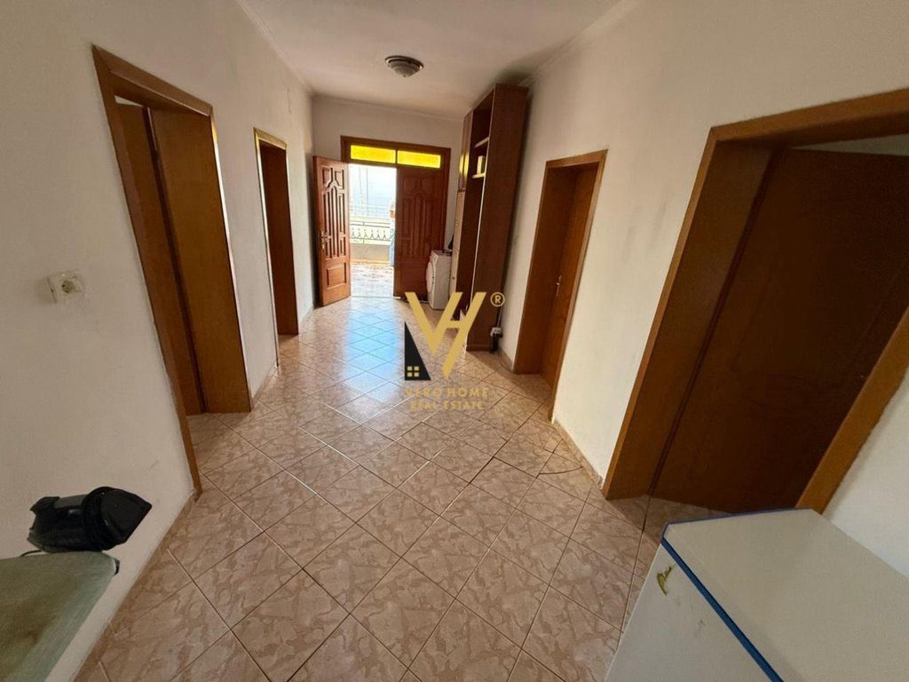 SHITET SHTEPI DY KATESHE NE ASTIR 700.000 EURO 4