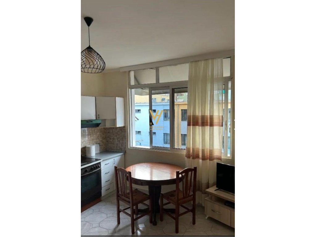 JEPET APARTAMENT 1+1 ME QIRA TE STADIUMI DINAMO 45.000 LEKE 2