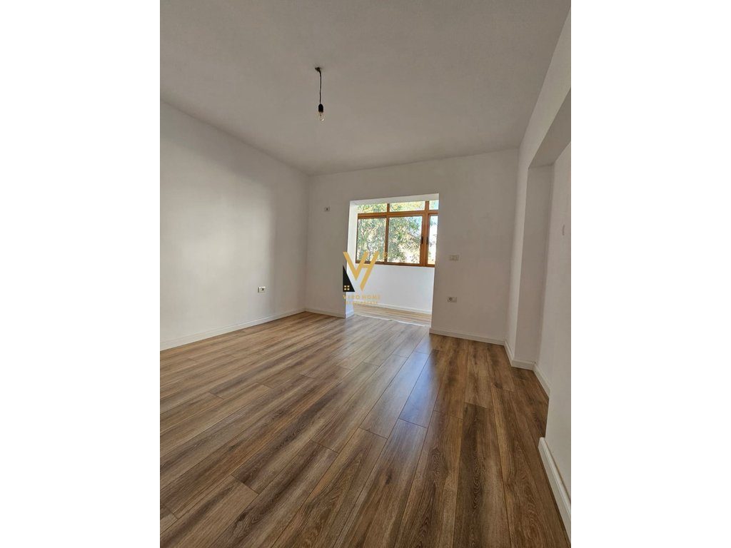 SHITET APARTAMENT 1+1 TE MOZAIKU I TIRANES 98.000 EURO