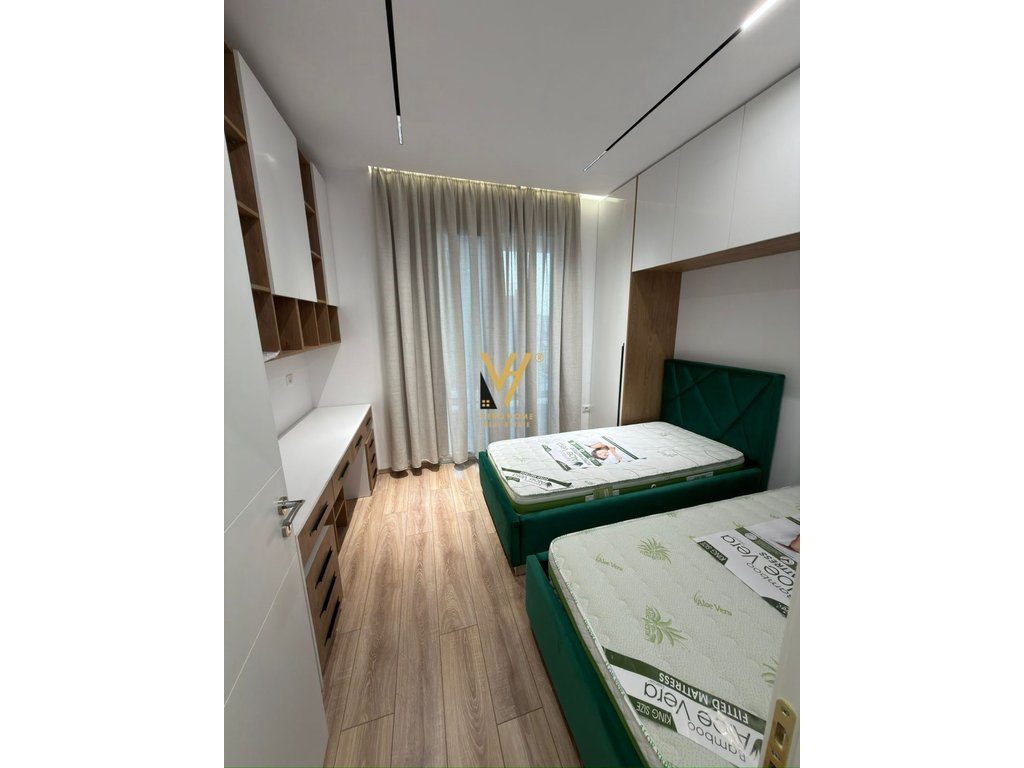 JEPET APARTAMENT 2+1+BLK ME QERA TE KOMUNA E PARISIT 1.100 EURO 4