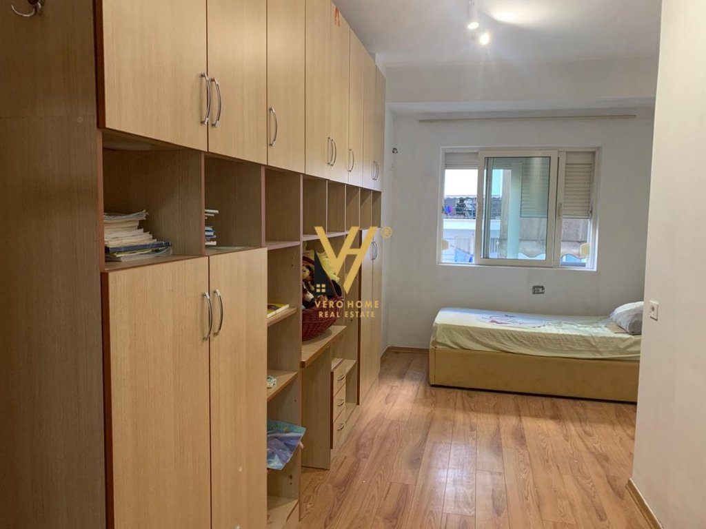 JEPET APARTAMENT 2+1+BLK ME QERA NE YZBERISHT 600 EURO 3