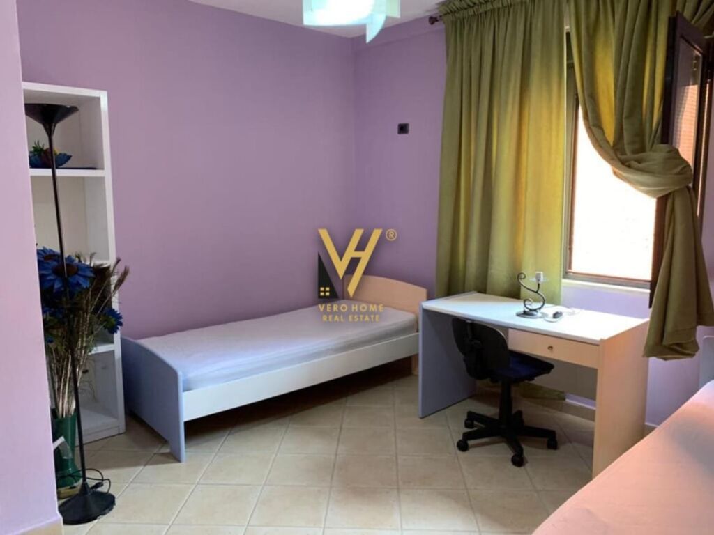 Jepet Apartament 2+1+2 me qera te Rruga Qemal Stafa 120 m2 4