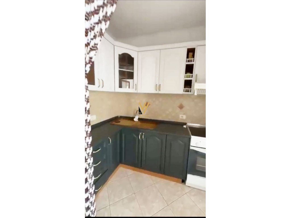 JEPET APARTAMENT 2+1+BLK ME QERA NE LAPRAKE 45.000 LEKE 2
