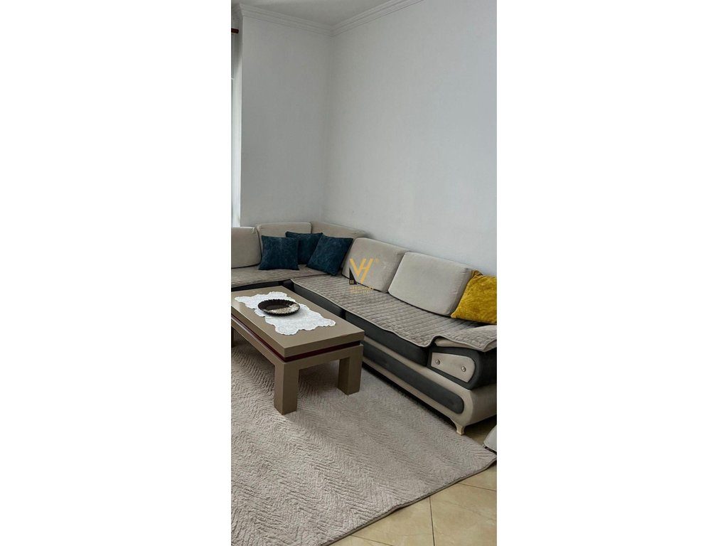 JEPET APARTAMENT 2+1+BLK ME QERA TEK FRESKU 45.000 LEKE 3