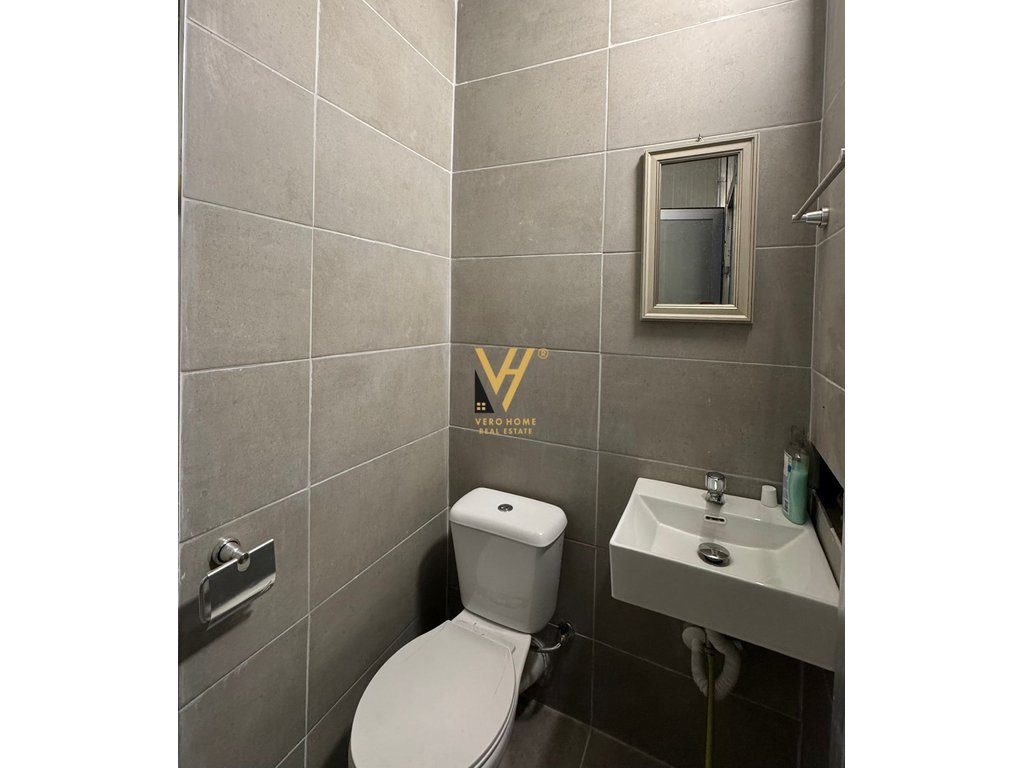 JEPET DYQAN 30 M2 ME QIRA TE IRFAN TOMINI 40.000 LEKE 3