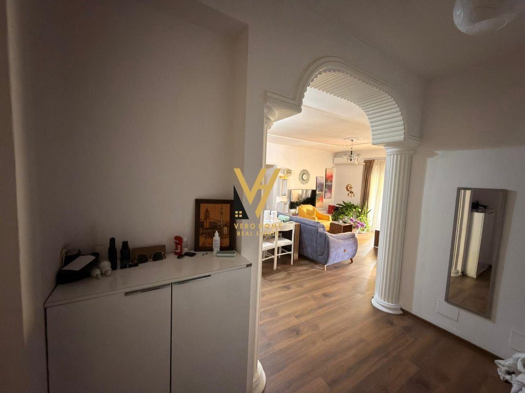 JEPET APARTAMENT 3+1+2+BLK ME QIRA TE KOPSHTI BOTANIK 700 EURO 4