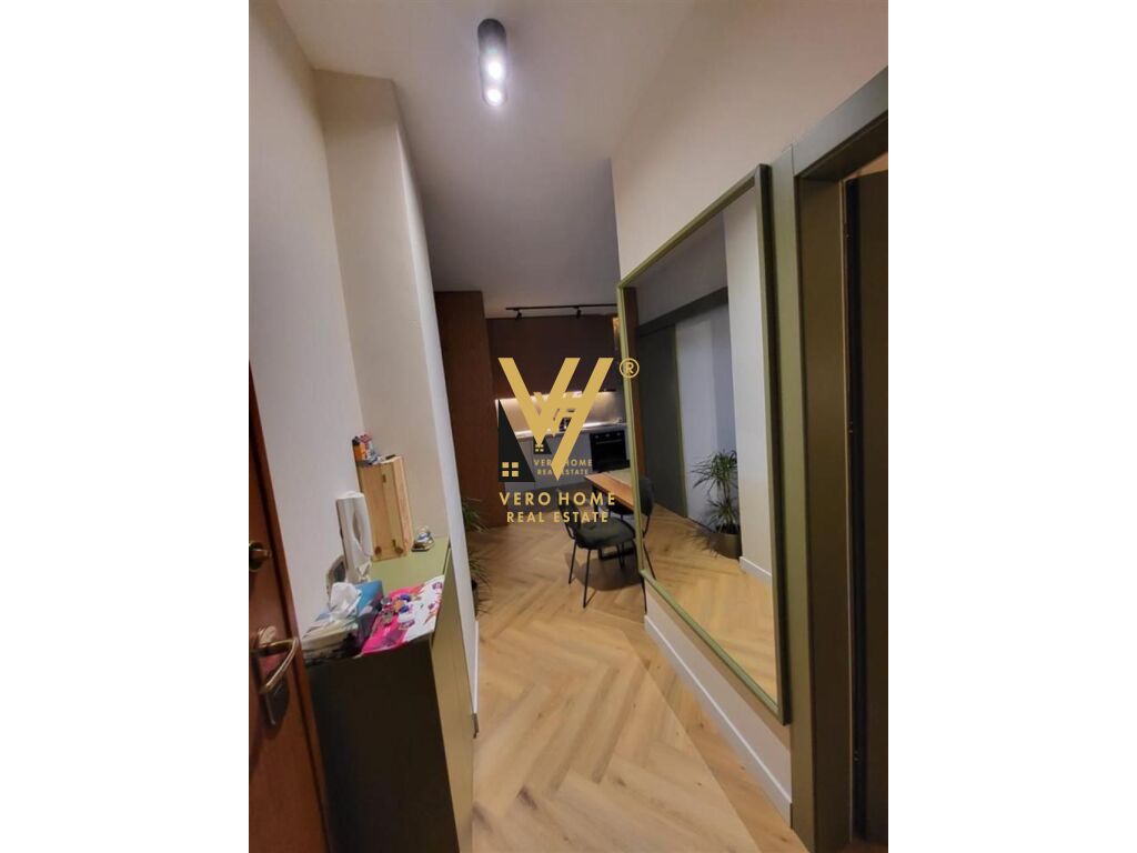 JEPET PENTHOUSE ME QERA TE ISH TREGU ELEKTRIK 50.000 LEKE 3