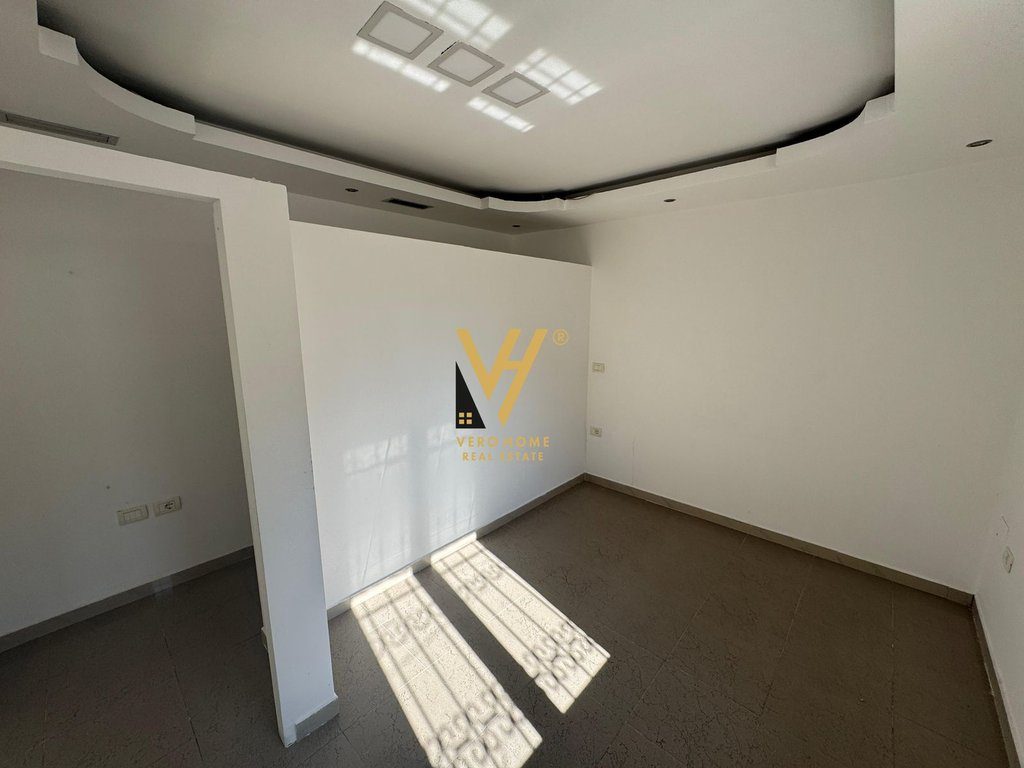 JEPET ZYRE 100 M2 ME QIRA TE MINE PEZA 800 EURO 3