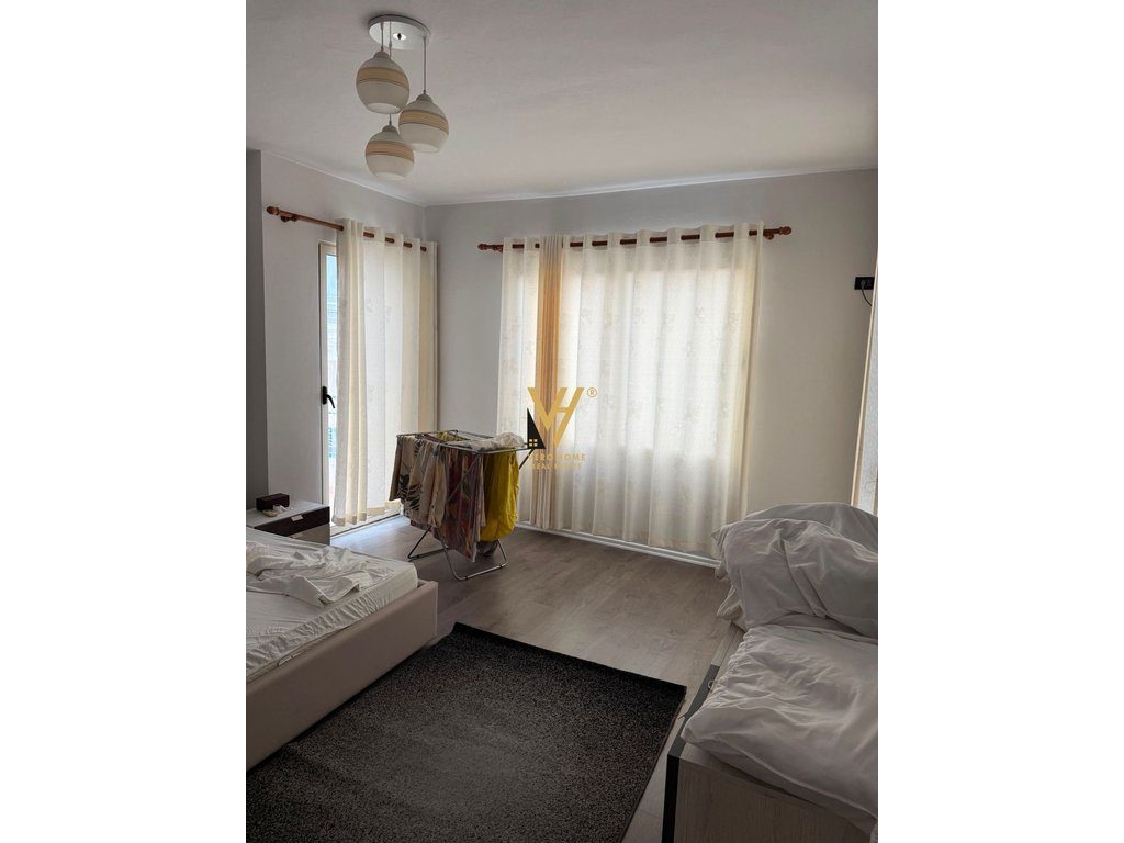 JEPET APARTAMENT 2+1+2+3BLK ME QIRA TE LIQENI THATE 70.000 LEKE 3