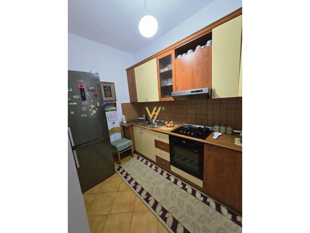 SHITET APARTAMENT 2+1+2+BLK TEK 5 MAJI 250.000 EURO 2