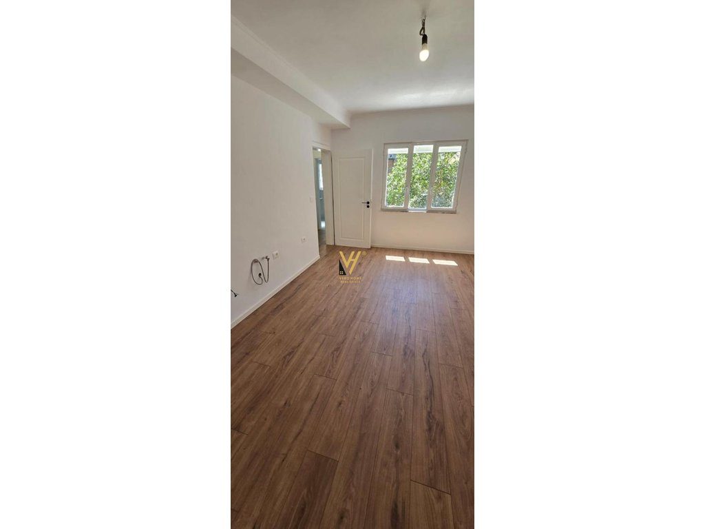 SHITET APARTAMENT 1+1+BLK TE MOZAIKU TIRANES 125.000 EURO