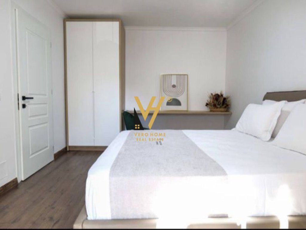 JEPET APARTAMENT 1+1 ME QIRA TE 21 DHJETORI 600 EURO 2