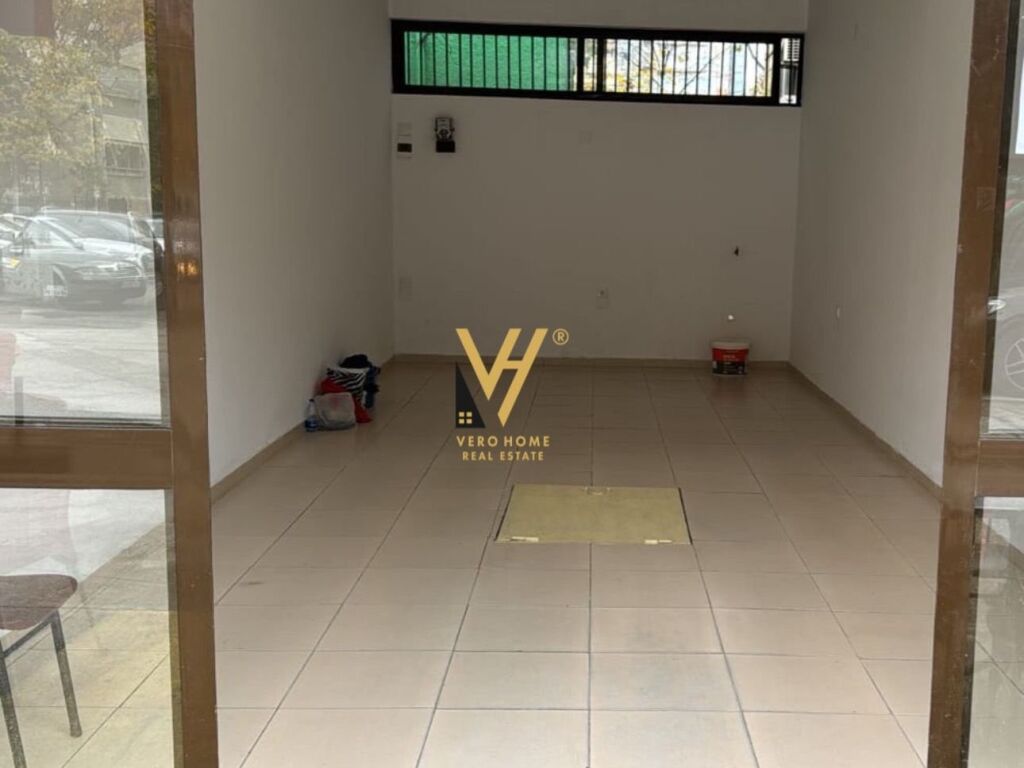 Jepet Dyqan me qera ne Laprake 40 m2