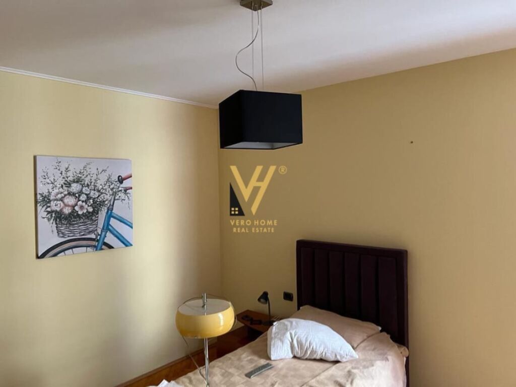 Shitet Apartament 2+1+2 te Rruga Qemal Stafa 103 m2 2