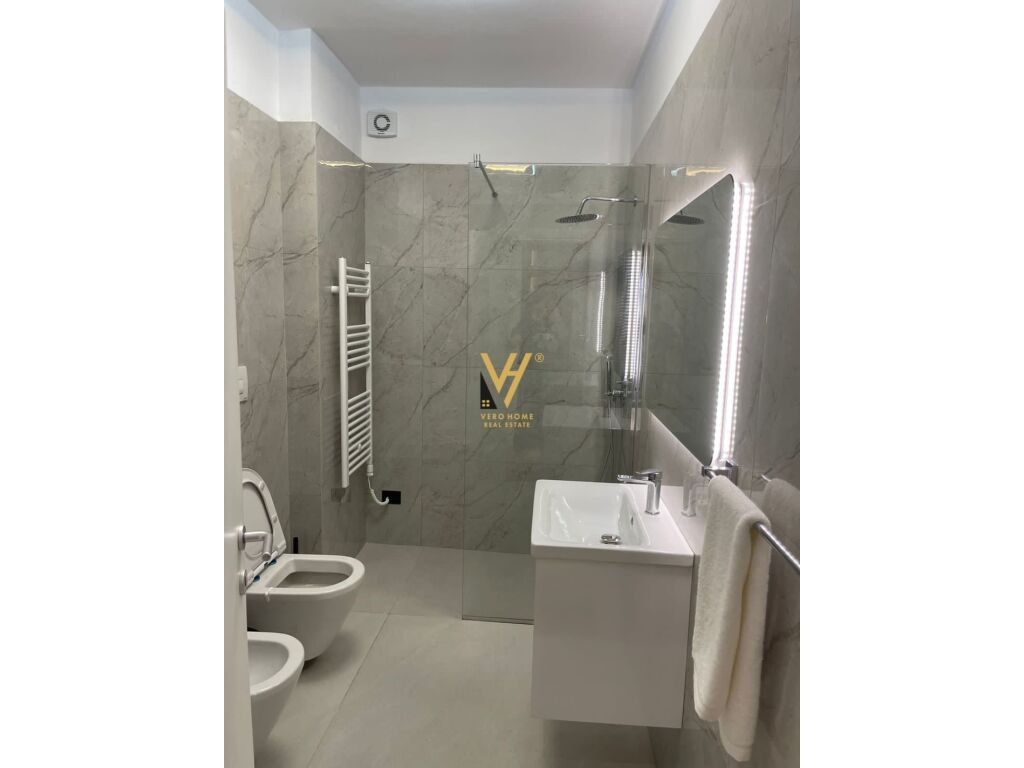 Jepet Apartament 3+1+2+ballkon me qera te Residenca Lindner Garden 104 m2 3
