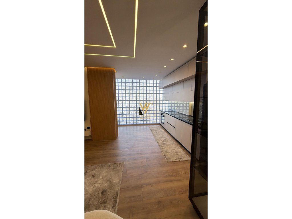JEPET APARTAMENT 2+1+2+BLK ME QERA TE RRUGA E KOSOVAREVE 1.400 EURO 2