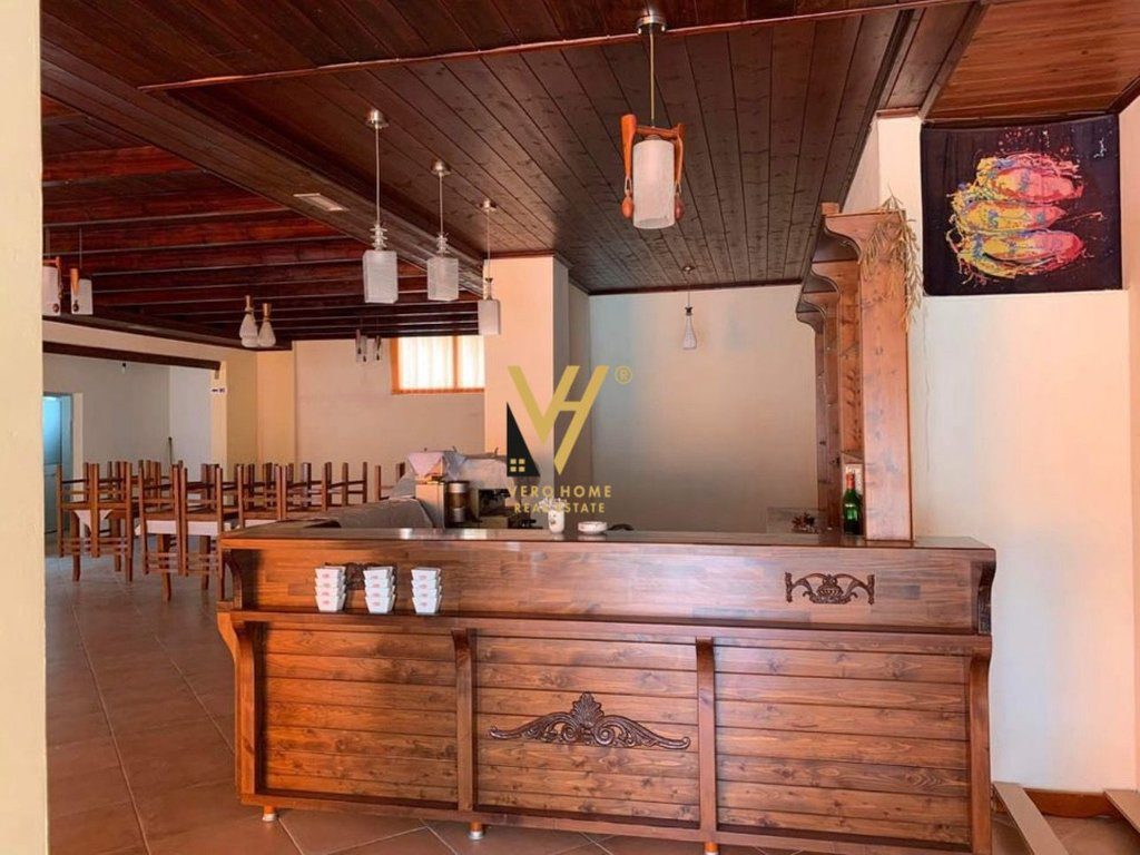 SHITET RESTORANT 196 M2 TE SHKEMBI I KAVAJES, PRANE KOLOSEUT 265.000 EURO