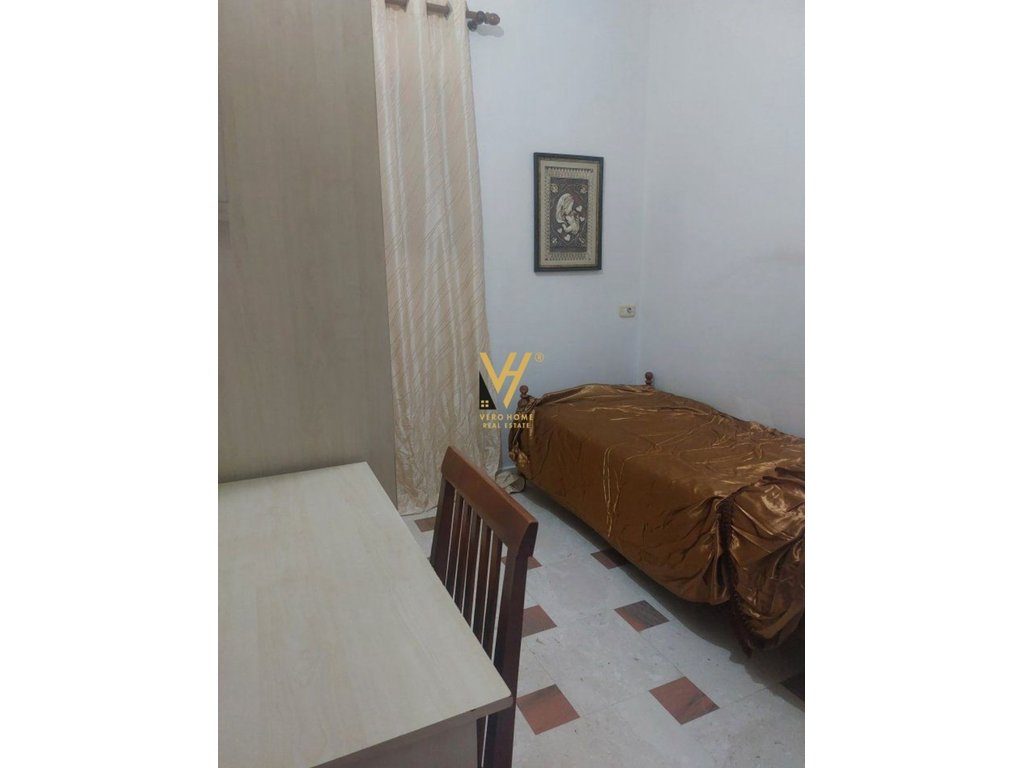 JEPET APARTAMENT 3+1+BLK ME QERA TE SHESHI AVNI RUSTEMI 800 EURO 4