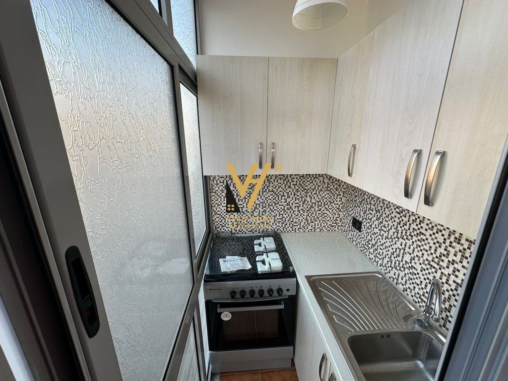 SHITET APARTAMENT 2+1 NE KOMBINAT 145.000 EURO 3