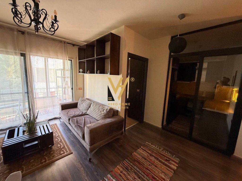 JEPET APARTAMENT 1+1+BLK ME QIRA TE LIQENI I THATE 600 EURO