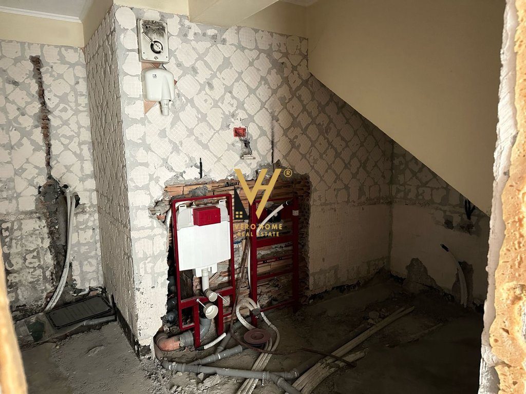 SHITET APARTAMENT DUBLEX TE KOMUNA E PARISIT 370.000 EURO 4
