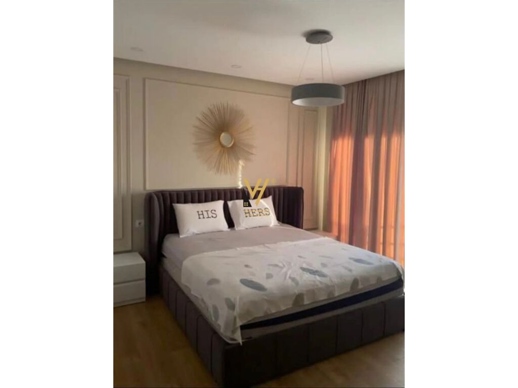 Shitet Apartament 2+1+2+ballkon te Kompleksi i Tom Doshit 120 m2 2