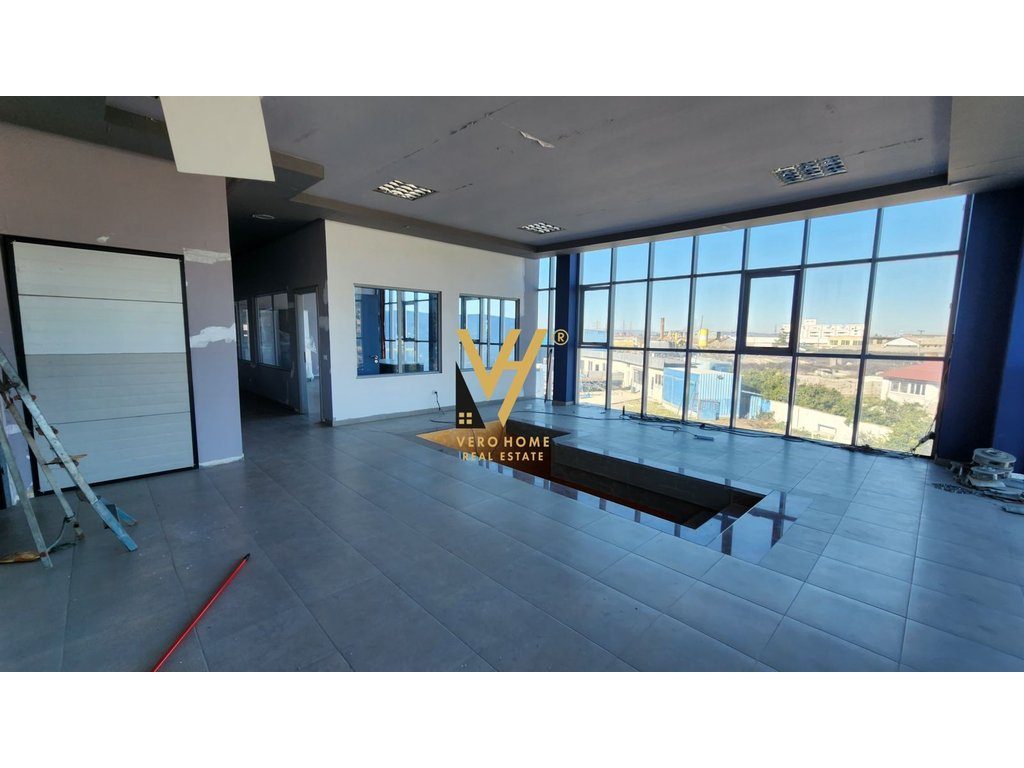SHITET KAPANON 12.000 M2 NE LUSHNJE 1.900.000 EURO 2
