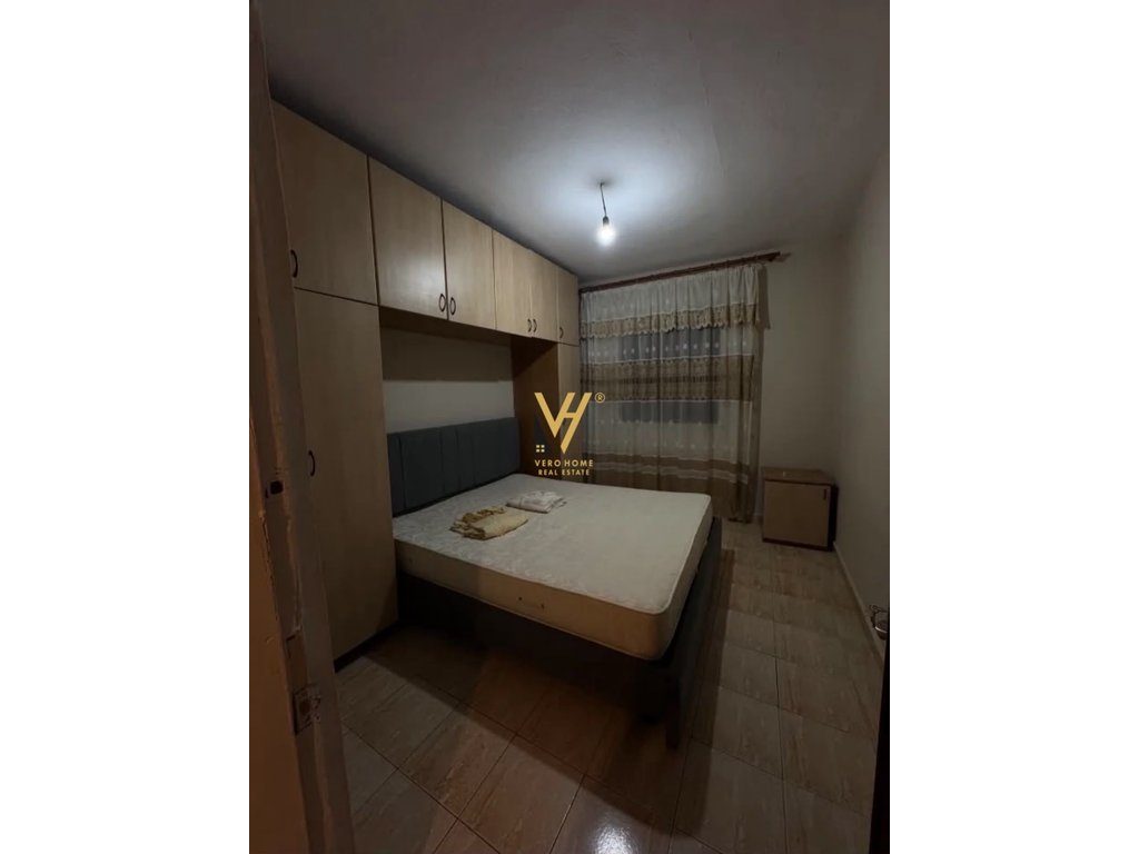 JEPET APARTAMENT 1+1+BLK ME QERA TE SHESHI WILLSON 450 EURO 2