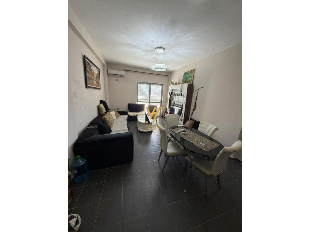 SHITET APARTAMENT 1+1+BLK TE SHKEMBI I KAVAJES 6.000.000 LEKE