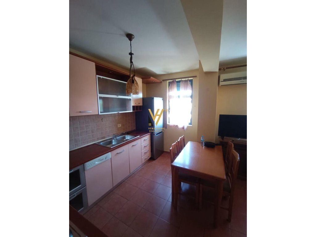 JEPET APARTAMENT 1+1 ME QIRA TE ISH-PARKU 550 EURO 3