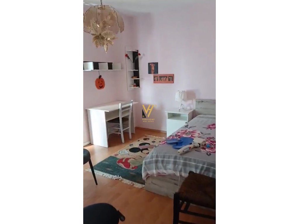 JEPET APARTAMENT 2+1+2+BLK ME QERA TE KODRA E DIELLIT 60.000 LEKE 4