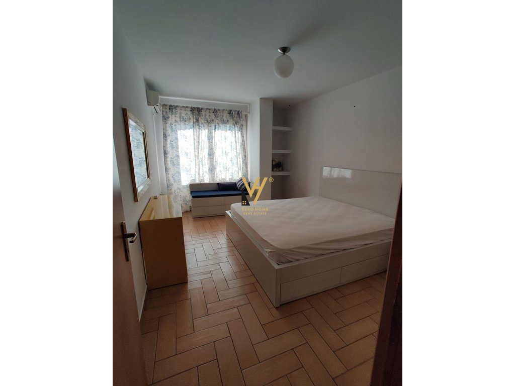 JEPET APARTAMENT 2+1+2+BLK ME QERA NE MYSLYM SHYR 1.000 EURO 4