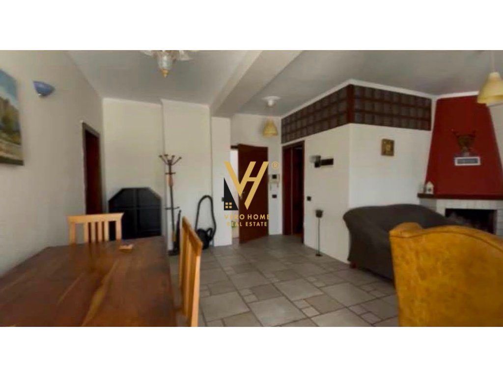 JEPET APARTAMENT 1+1+VERANDE ME QERA TE QSUT 50.000 LEKE 3