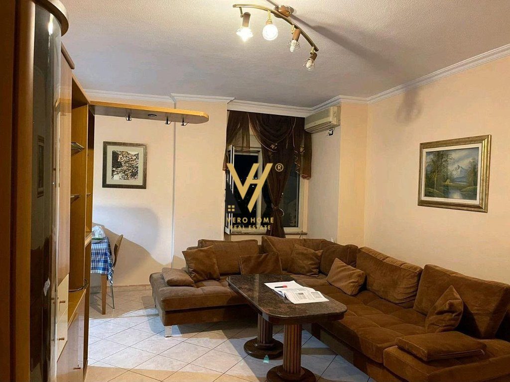 JEPET APARTAMENT 2+1+BLK ME QERA TE STACIONI I TRENIT 750 EURO