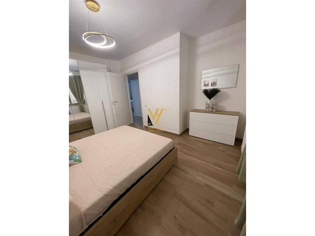 JEPET APARTAMENT 2+1+BLK ME QIRA TE LIQENI ARTIFICIAL 1.200 EURO 4