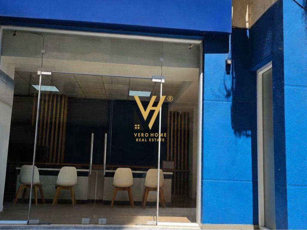 SHITET AMBIENT BIZNESI 230 M2 TE RRUGA E ELBASANIT 850.000 EURO