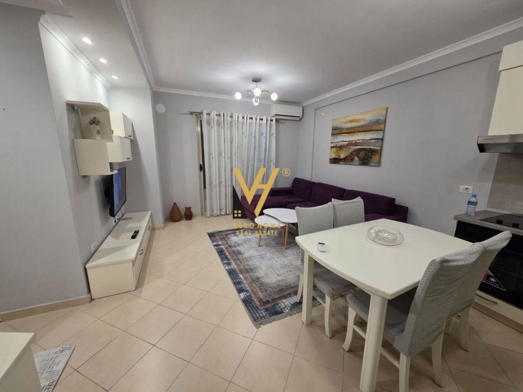 JEPET APARTAMENT 2+1+BLK ME QERA NE YZBERISHT 50.000 LEKE
