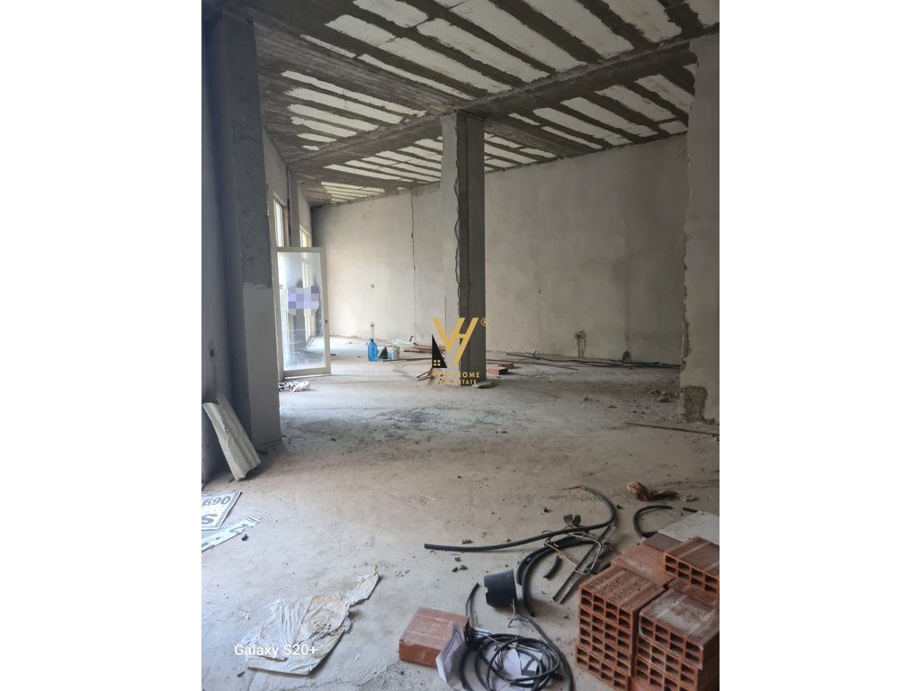 SHITET AMBJENT BIZNESI 120M2 TE LIQENI I THATE 201.600 EURO 1