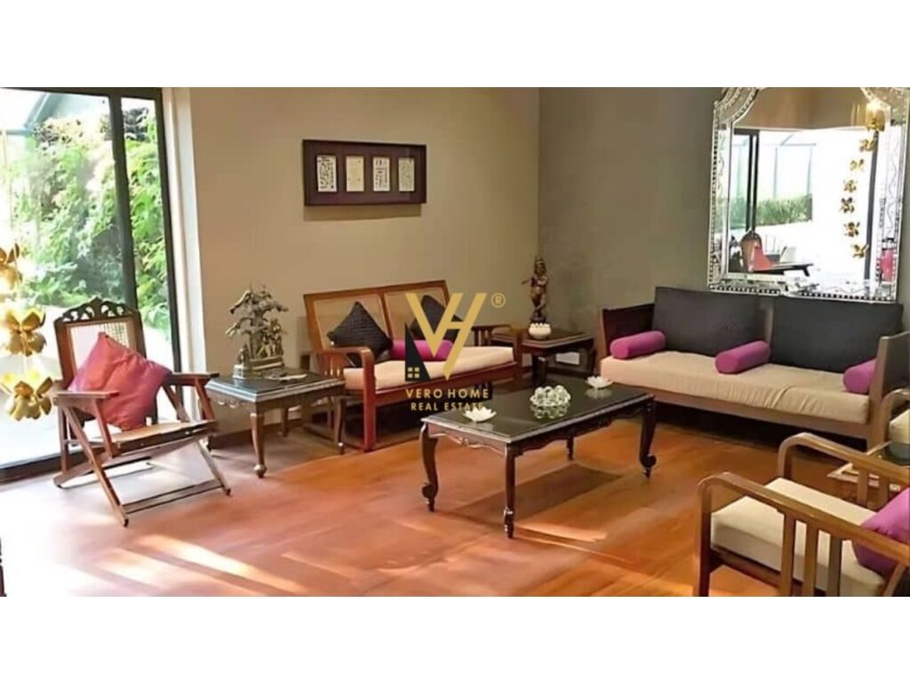 Shitet Apartament 2+1+2+ballkon te Kodra e Diellit 121 m2