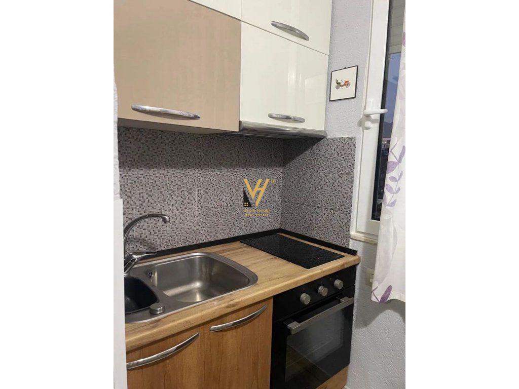 JEPET APARTAMENT 2+1 ME QERA TE RRUGA E KOSOVAREVE 65.000 LEKE 3